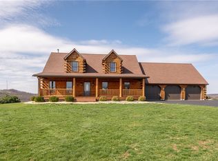 307 School House Ln, Stahlstown, PA 15687
