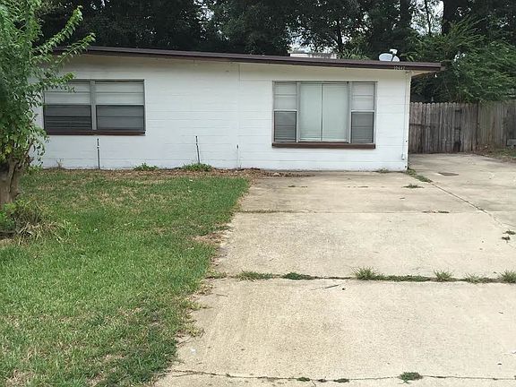 2nd image of 10477 Greenhaven Dr