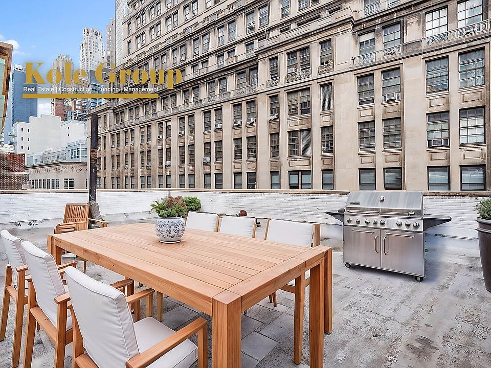 1st image of 88 Fulton St Unit 617