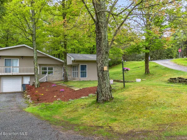 713 Morgan Hwy, Clarks Summit, PA 18411