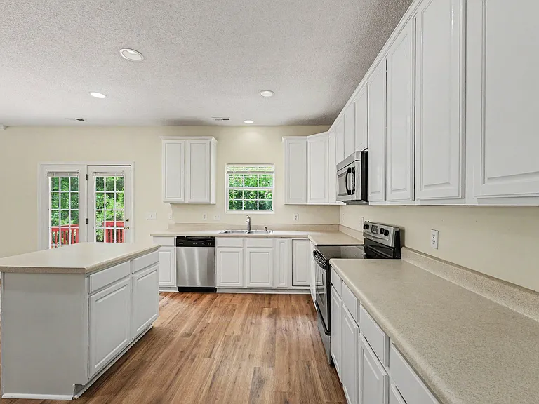 4419 Karlbrook Ln — Photo 8