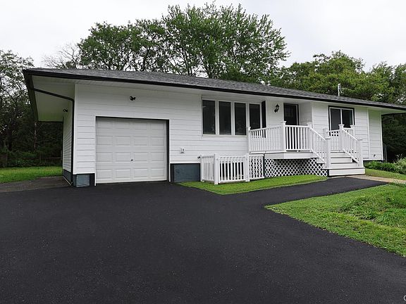 2nd image of 1537 Agate Street