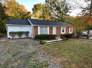 447 E McPherson Dr, Mebane, NC 27302
