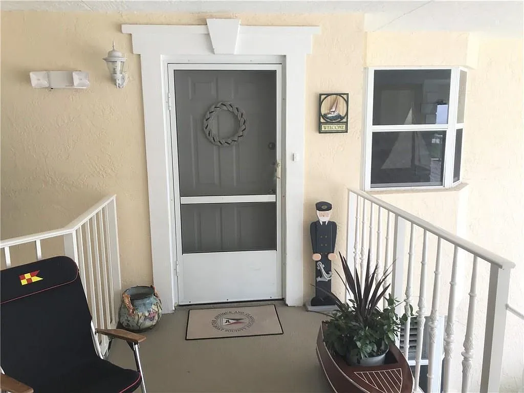 2 bed, 1400 sqft, $1,850 — Photo 3