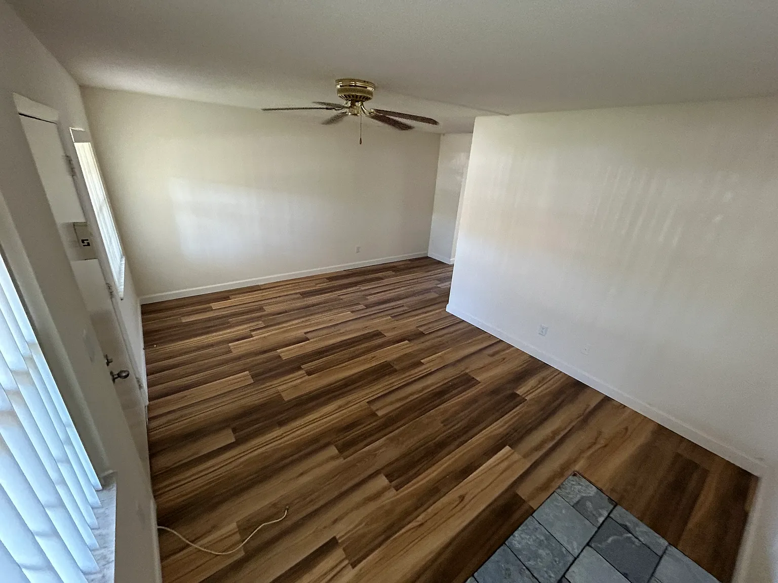 1 bed, 650 sqft, $1,300 — Photo 4