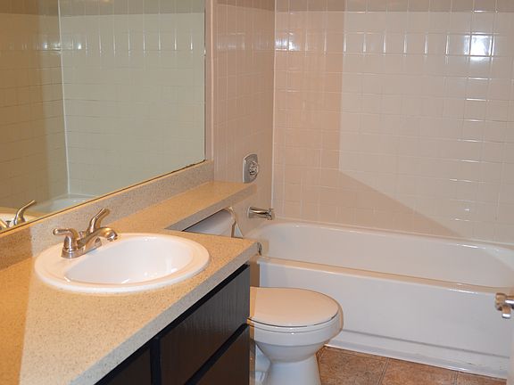 Spacious Bathroom