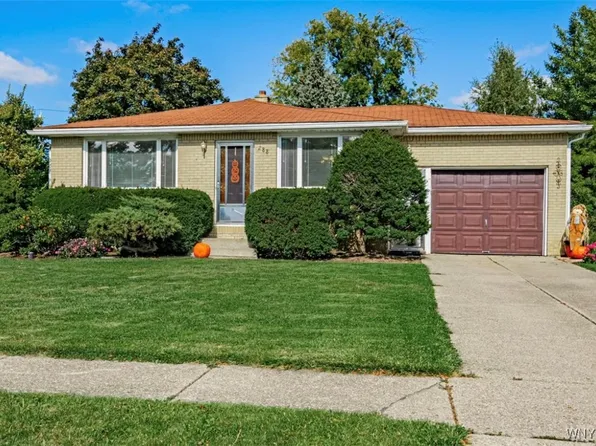 288 Claudette Ct, Depew, NY 14043