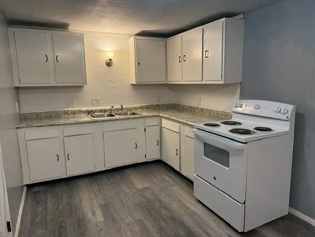 2600 Dutch Hollow Rd #4 — Photo 6