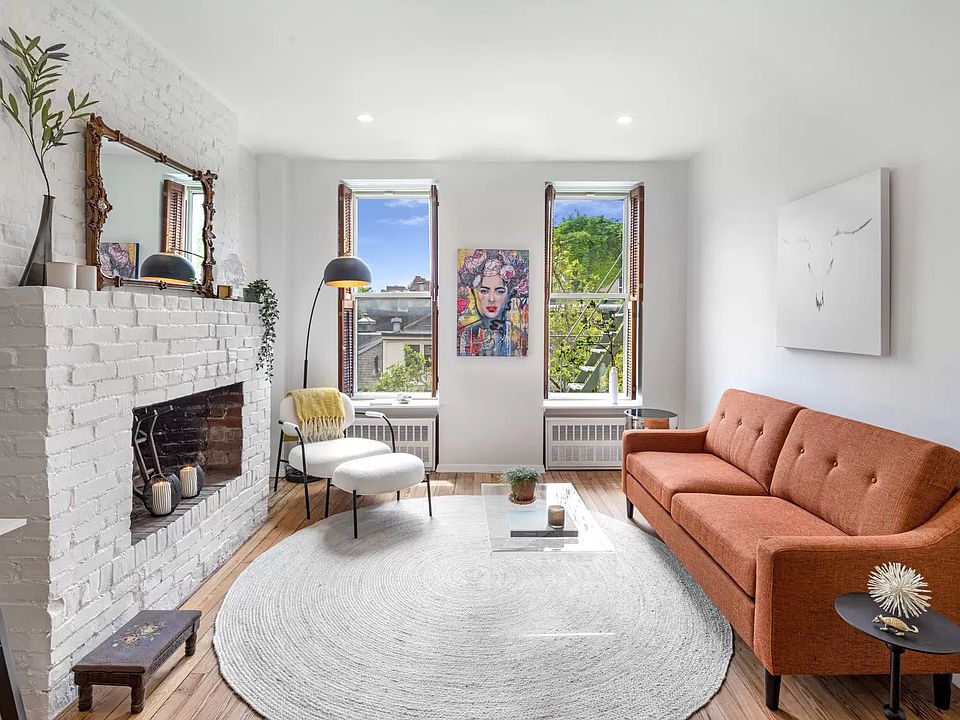 1st image of 115 Charles St APT 10