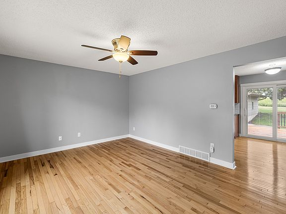 5th image of 1803 Hyvue St