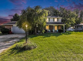 1049 Brookwood Dr, Quincy, MI 49082