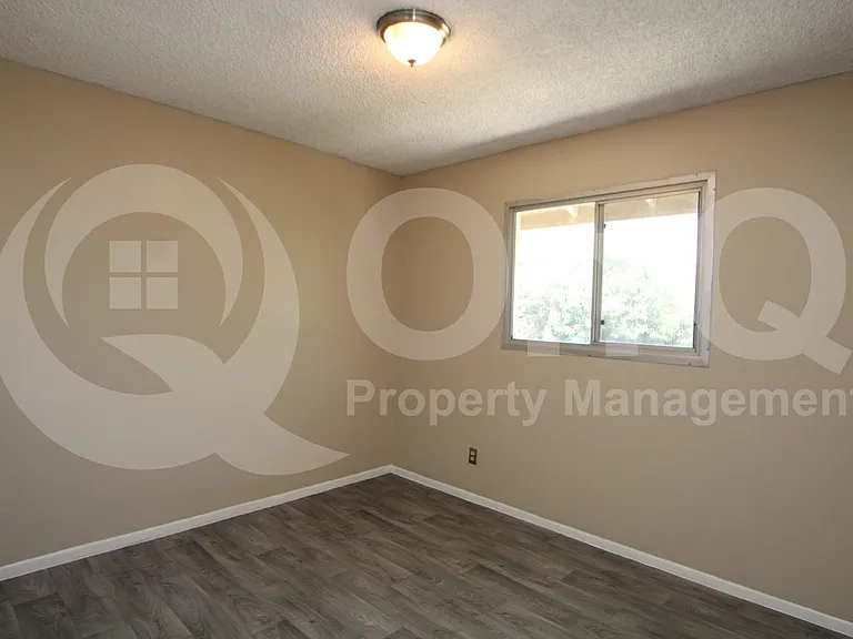 3843 S Mill Ave — Photo 10