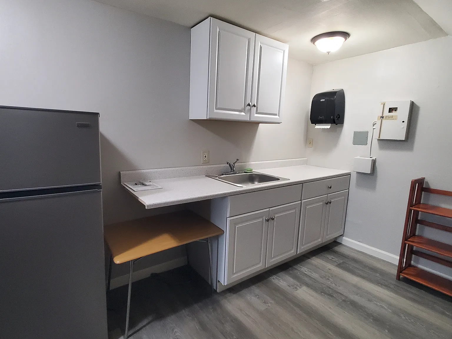 Studio, 210 sqft, $650 — Photo 3