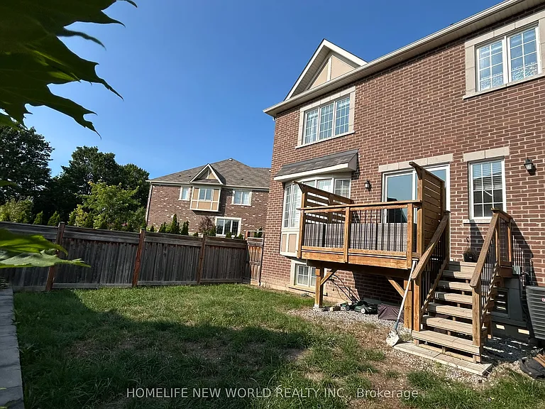 46 Major Cres — Photo 34