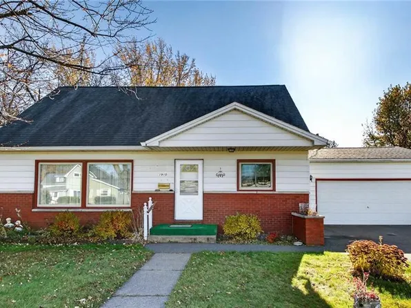 1910 19th Avenue, Bloomer, WI 54724