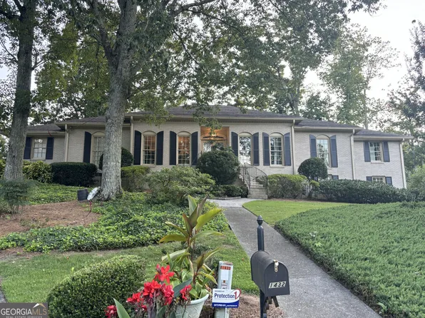 1432 Vernon Ridge Ct, Dunwoody, GA 30338
