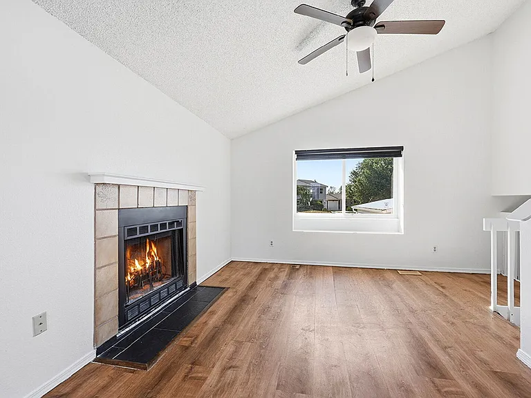 701 Autumn Pl — Photo 6