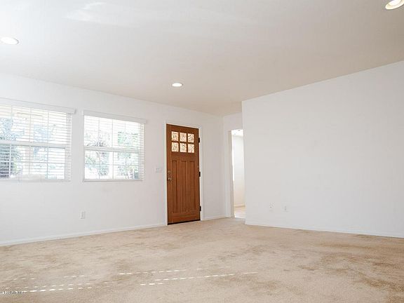 5th image of 1422 Wesley Ave