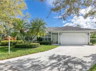 5057 SE Bent Wood Dr, Stuart, FL 34997