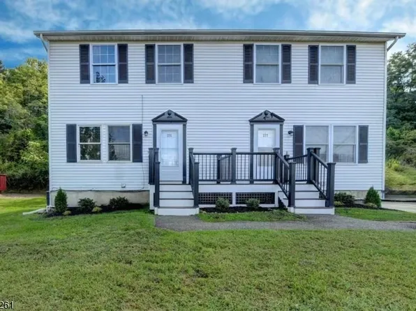 275 Main St, Ogdensburg, NJ 07439
