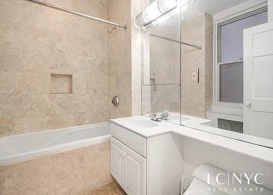 Rented by Keller Williams NYC | media 19