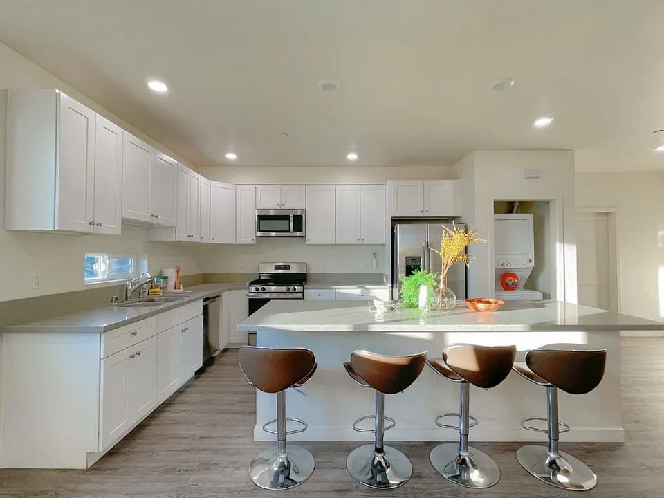 1st image of 1700 Arapahoe St #1425-2