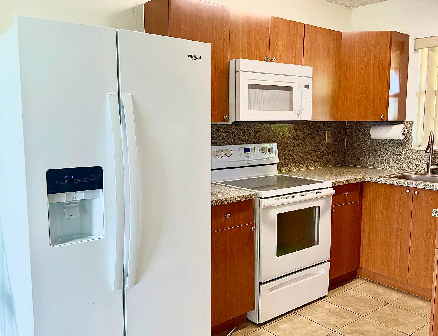2 bed, 1.0 bath, 800 sqft, $2,000 — Photo 4