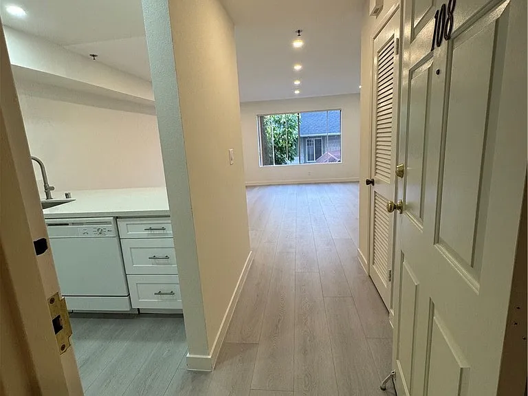 2616 Canada Blvd #108 — Photo 2