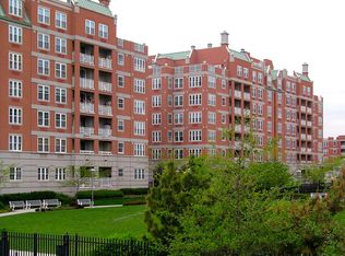 105 Oceana Dr E #1A, Brooklyn, NY 11235