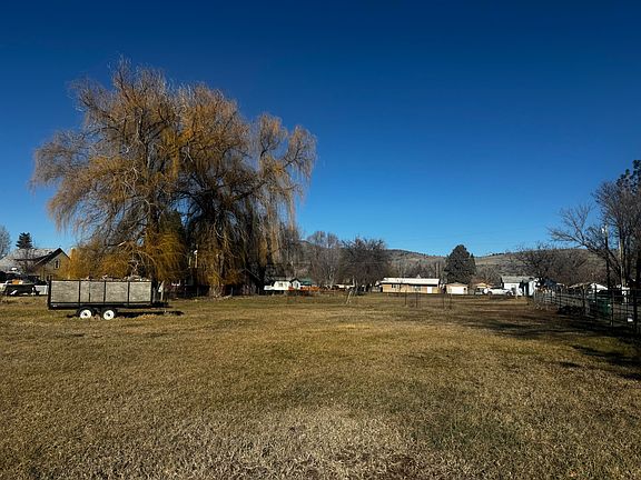 4th image of Walton Dr #1