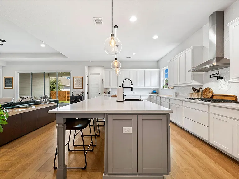 8204 Orizzonte St — Photo 18