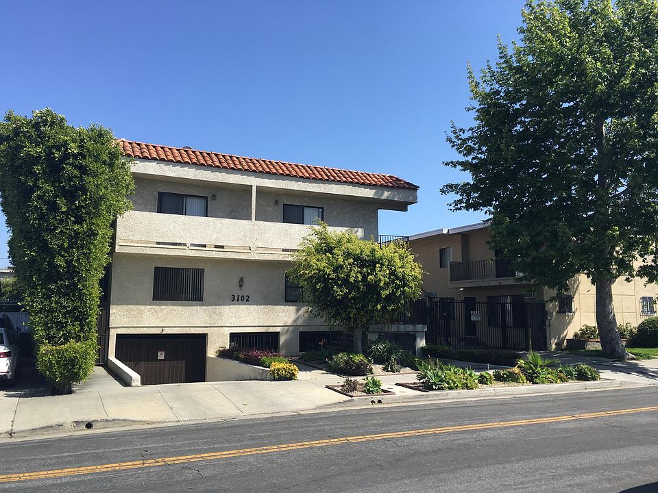 1st image of 3102 Bagley Ave APT 3