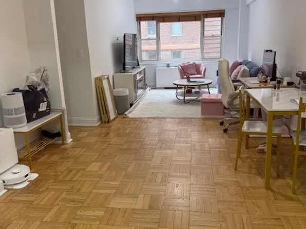 100 West 57th Street 12L image 1 of 6