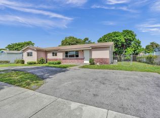 3811 NE 5th Ave, Deerfield Beach, FL 33064