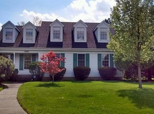 1001 Spruce Dr, Schererville, IN 46375