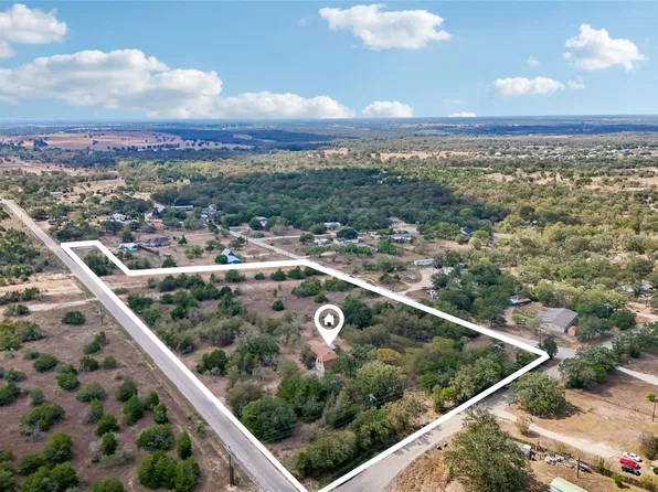238 N Gaines Rd, Cedar Creek, TX 78612
