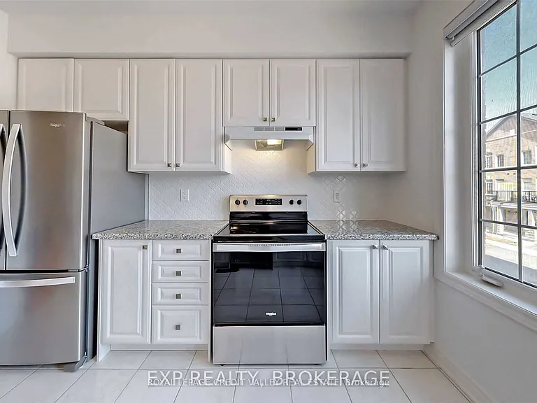 4 Haymarket Dr — Photo 8