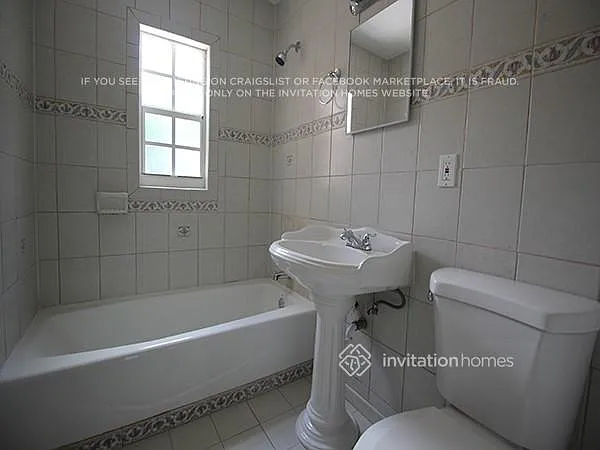 5217 NE 2nd Ave — Photo 11