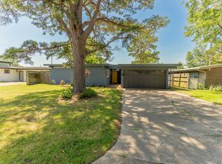 5726 E 26th St, Tulsa, OK 74114