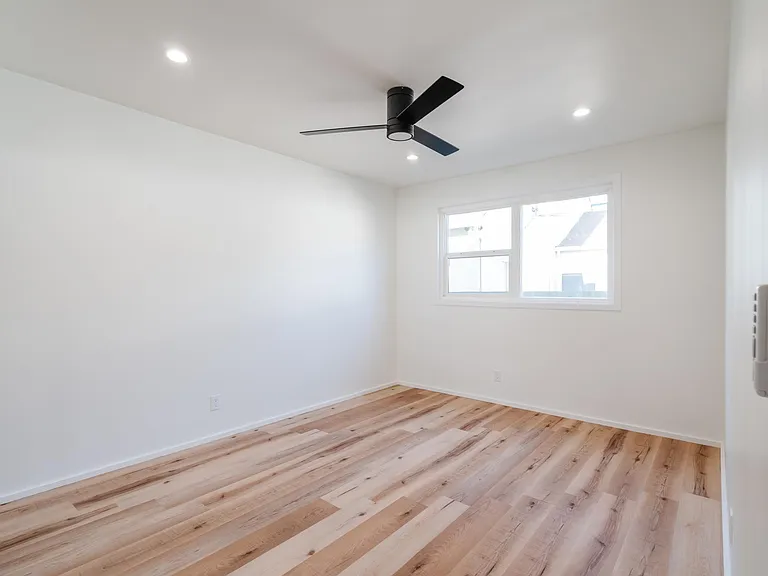 1318 S Ogden Dr #3 — Photo 12