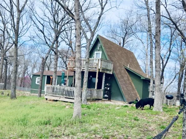 26329 Macks Camp Ave, Warsaw, MO 65355