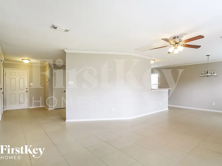 8114 Scarlet Tanager Dr — Photo 3