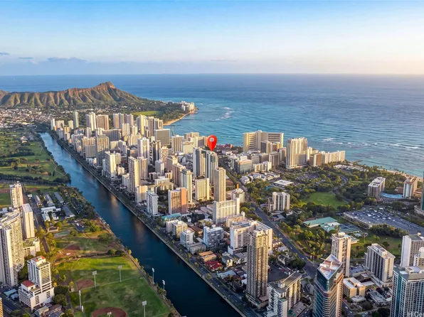 383 Kalaimoku St #3505, Honolulu, HI 96815