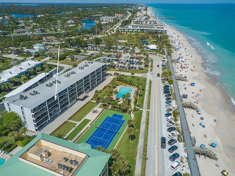 4141 Ocean Dr #402 — Photo 27