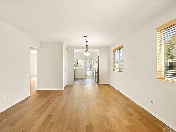 5th image of 1018 Magnolia St