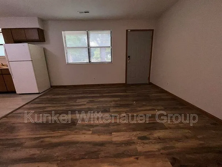 223 N Virginia Ave #A — Photo 2