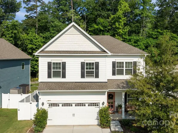 229 Cramerton Mills Pkwy, Cramerton, NC 28032