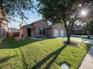1412 Canary Dr, Little Elm, TX 75068