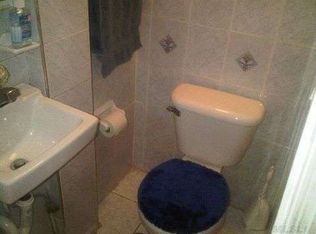 22113 114th Rd, Cambria Heights, NY 11411