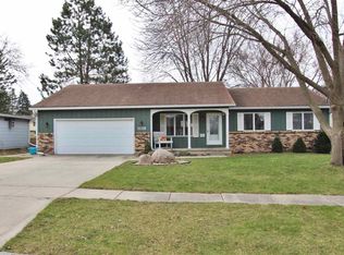 1158 Leona Ave, Waterloo, IA 50702